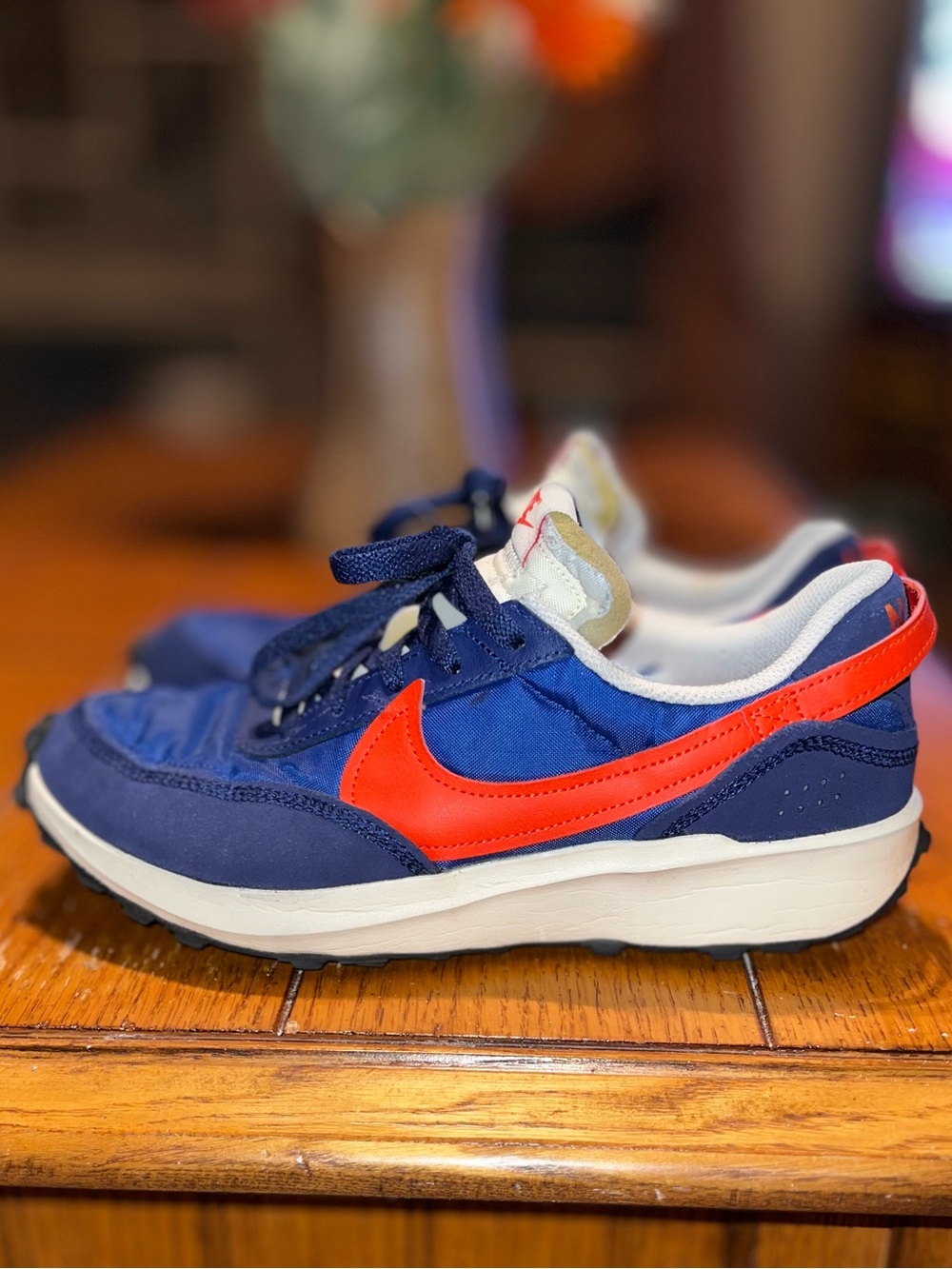 Nike IB4364-492 Women's Waffle Debut Retro Sneakers US9 EU40.5 Blue/Red